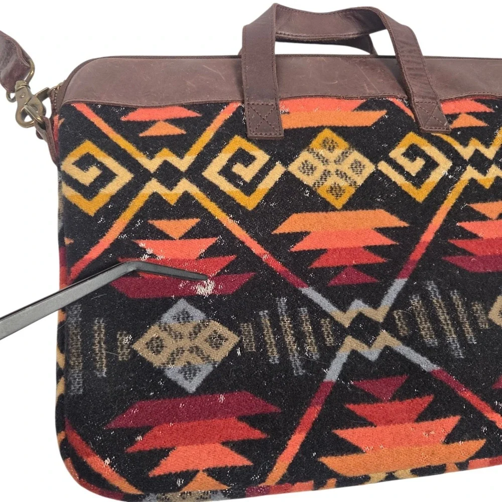 Pendleton Aztec Coyote Butte Wool Leather Laptop Bag Red Black 16